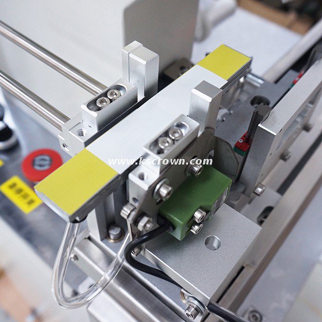 IPC Controlled Label Printing and Folding Machine